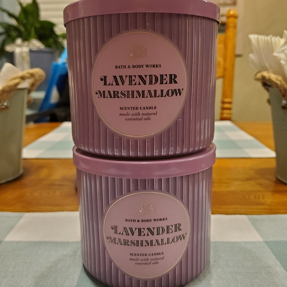 BBW LAVENDER MARSHMALLOW 💜 CANDLE